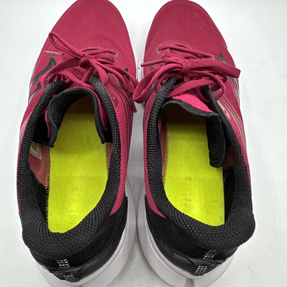 Saucony Womens Kinvara 12 S10620-55 Red Running Shoes Sneakers Size 10.5 Wide - Picture 4 of 6